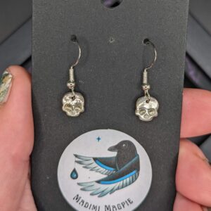 Silver Skull Earrings With Clear eyes